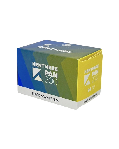 Kentmere - iso 200 (35 mm film ingust - 24 CADRE)