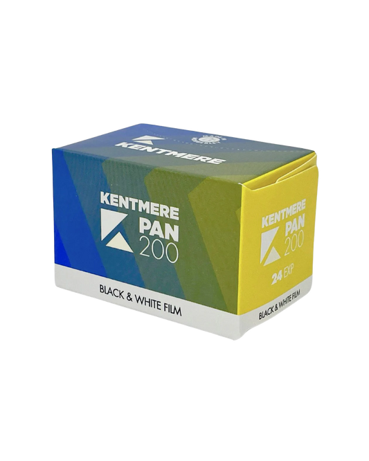 Kentmere - iso 200 (35 mm film ingust - 24 CADRE)