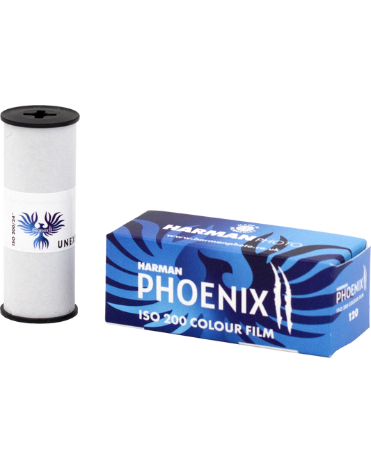 Harman Pheonix II - iso 200 (120 film lat)