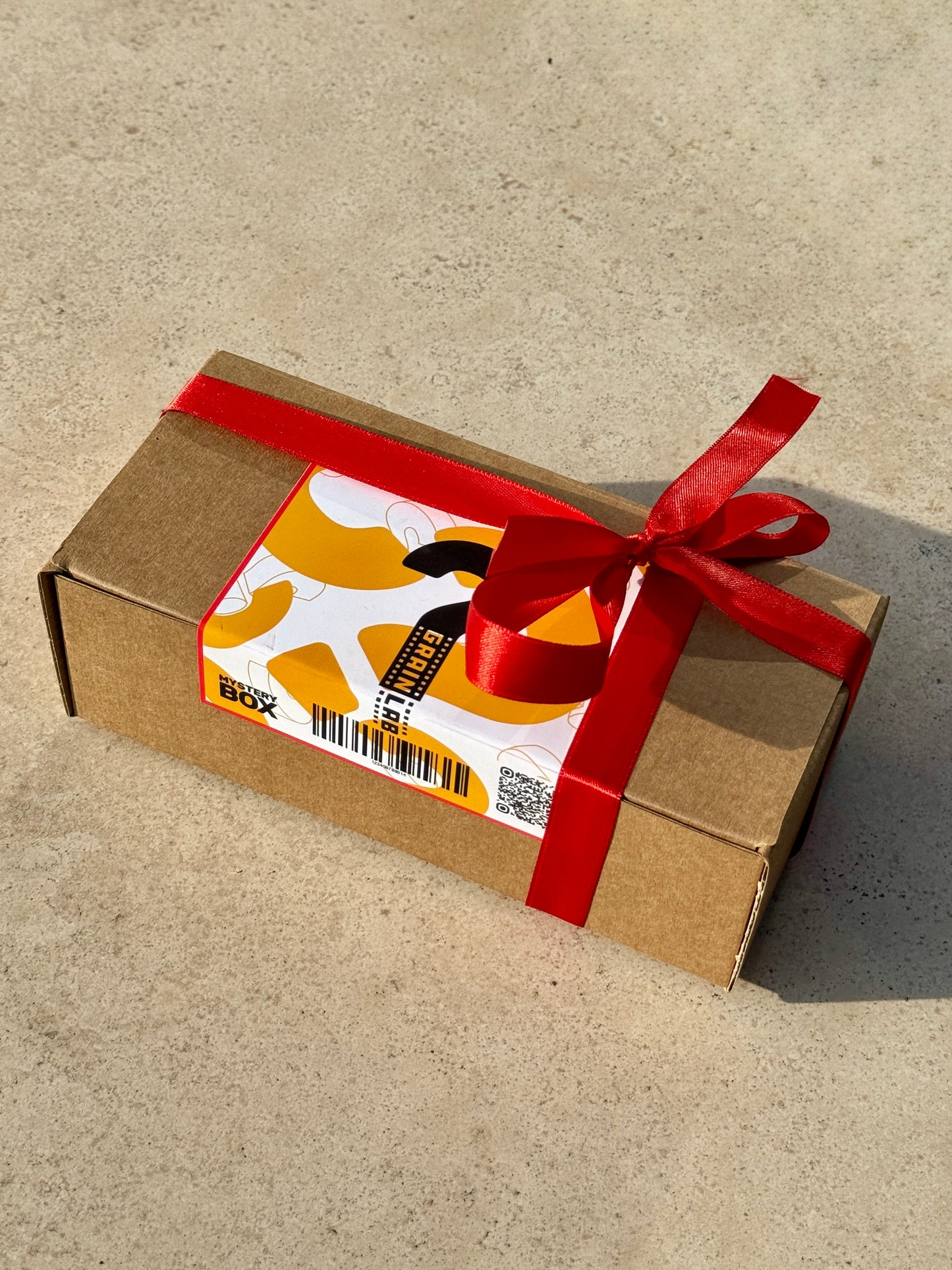 GrainLab Mystery Box - Surpriza perfectă pentru pasionații de film analog