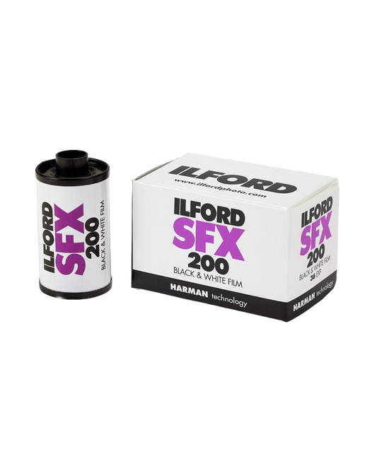 ILFORD SFX - iso 200 (35mm film ingust)